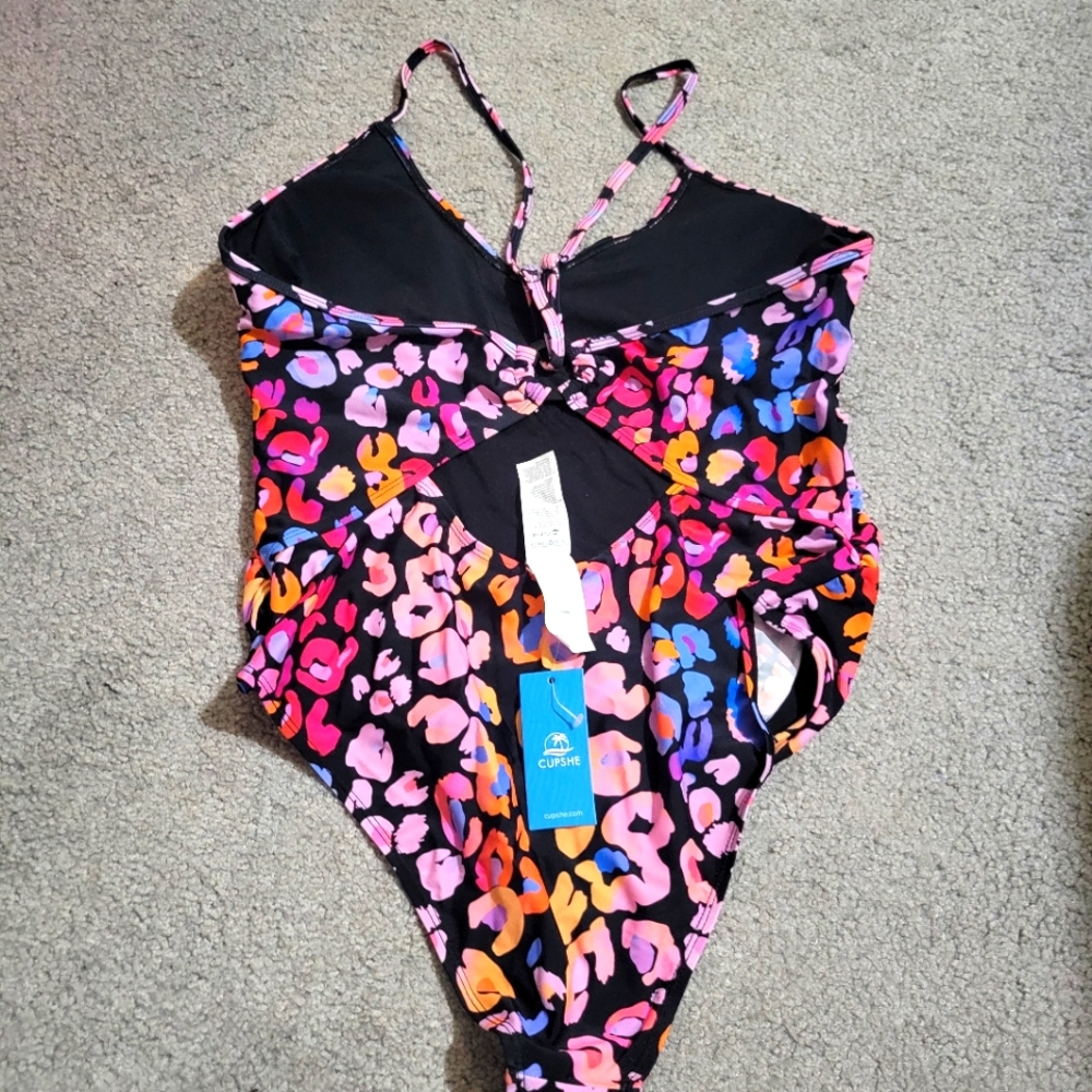 Cupshe womens bathing suit